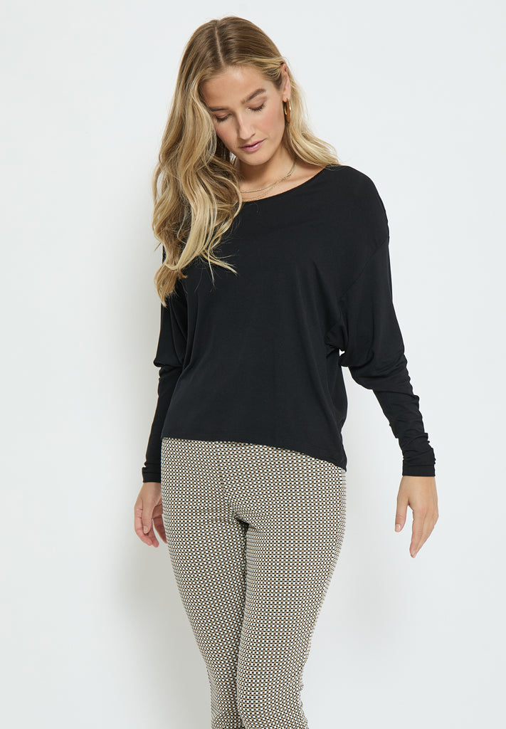 Desires DSEven Bat Sleeve Top T-Shirt 9000 Black