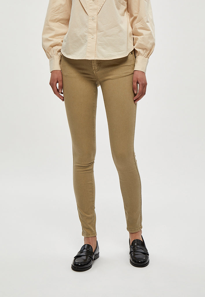 Desires DSLola Garment Dye MW Jeans 0147 Pale Khaki