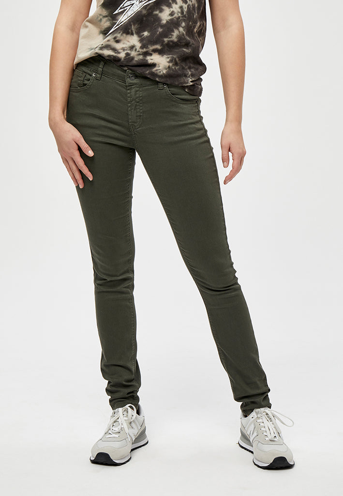 Desires DSLola Garment Dye MW Jeans 3655 Beluga Green