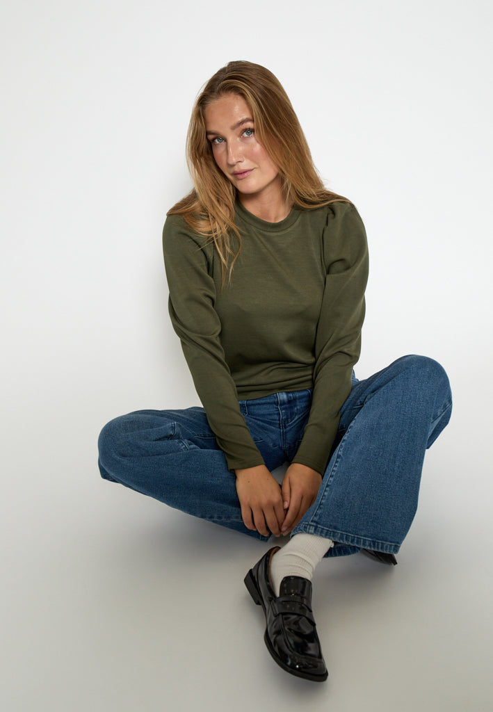 Peppercorn Dicette Puff Sweat Sweatshirt 3627 Grape Leaf