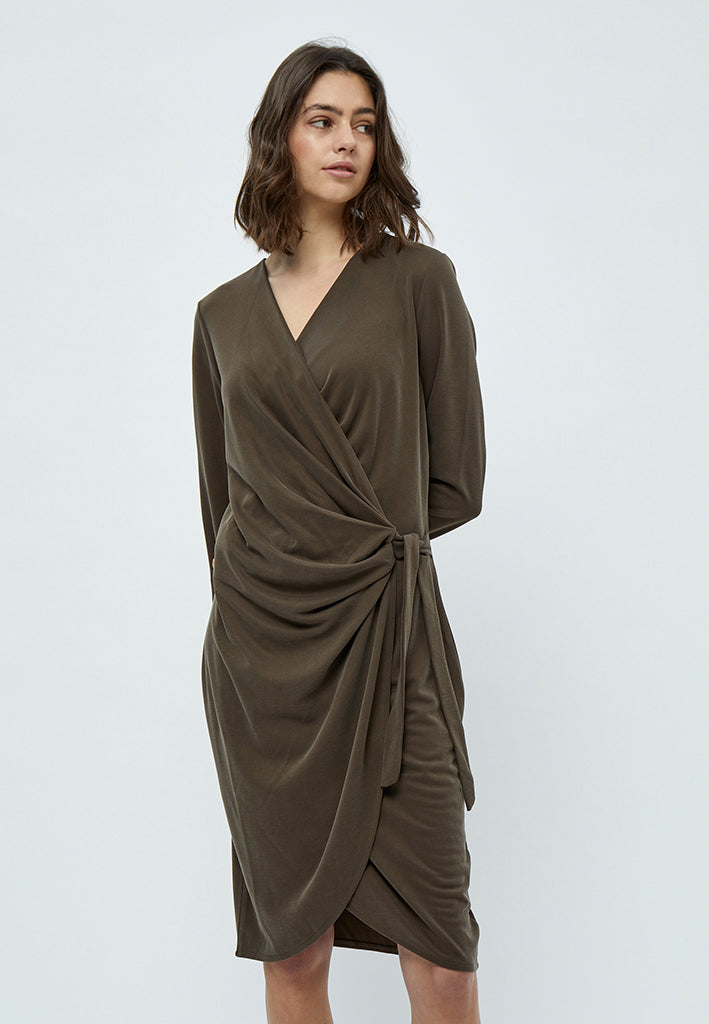 Peppercorn Lana Wrap Dress Dress 5661 SLATE BROWN