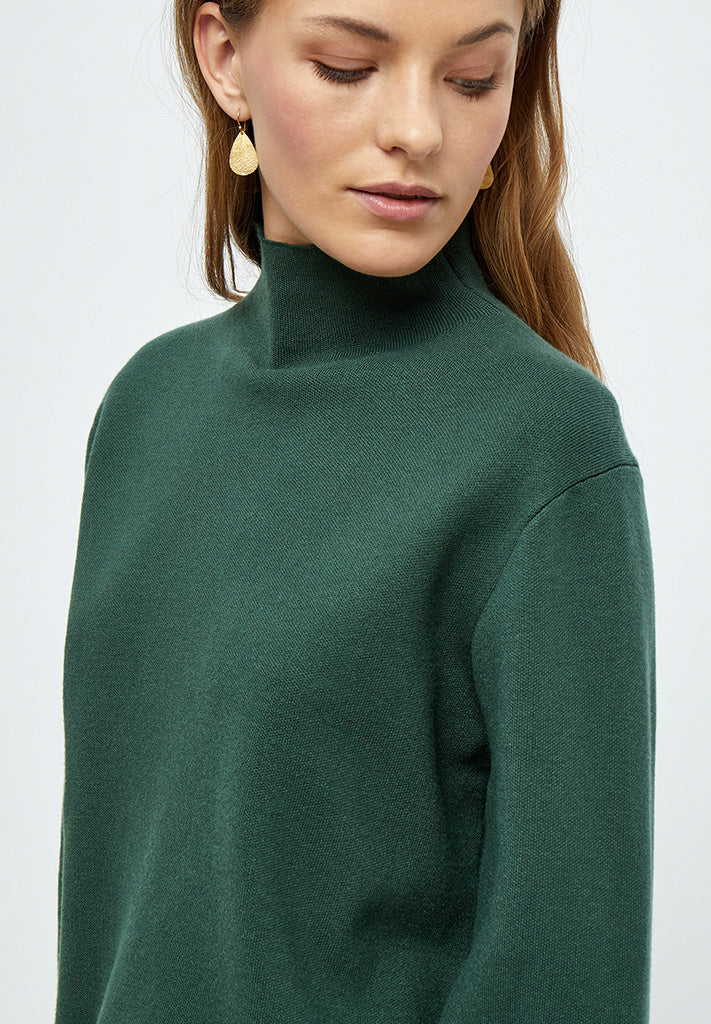 Minus Lupi High Neck Knit Pullover Pullover 4112 Jungle Green