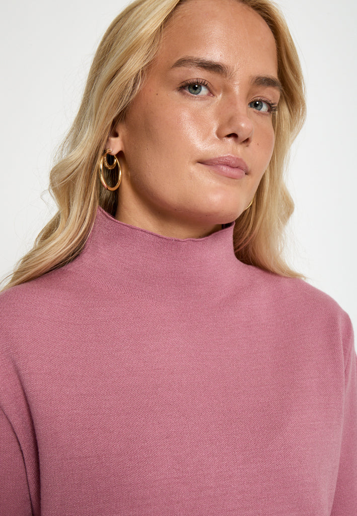 Minus Lupi High Neck Knit Pullover Pullover 4402 Nostalgia Rose