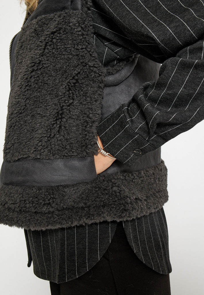 Minus MSAlda Faux Fur Vest Vest 100 Black