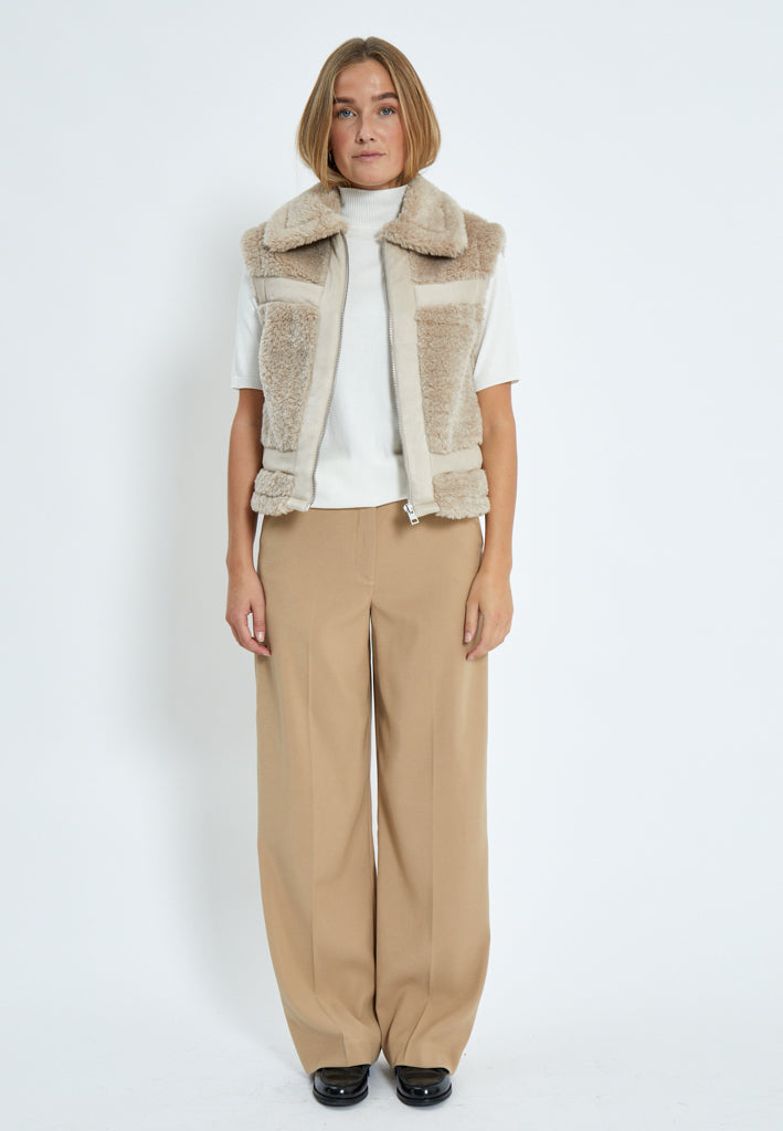 Minus MSAlda Faux Fur Vest Vest 9015 Sand Gray