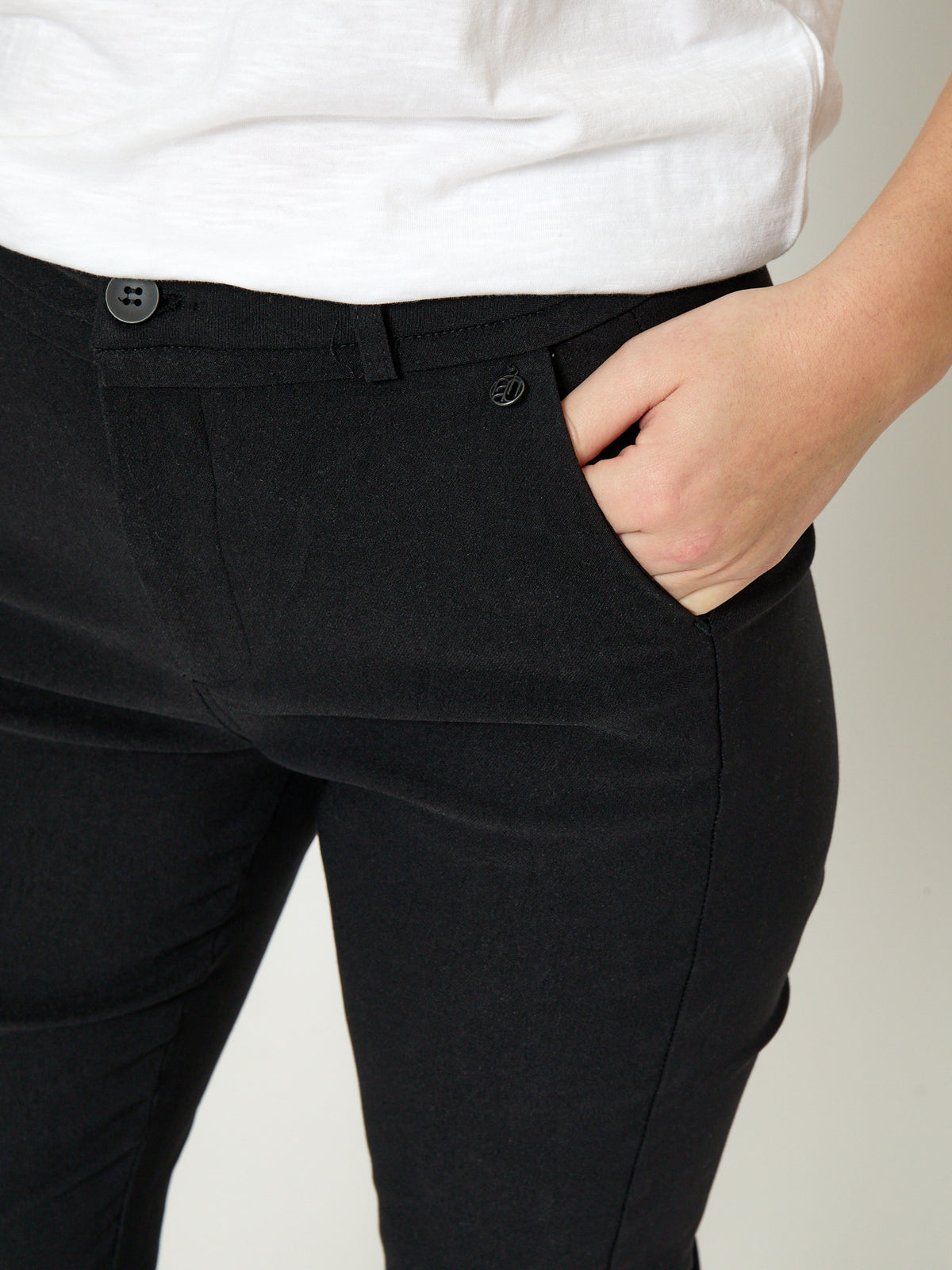 Minus MSCarma MW Flared Pants Pant 100 Black