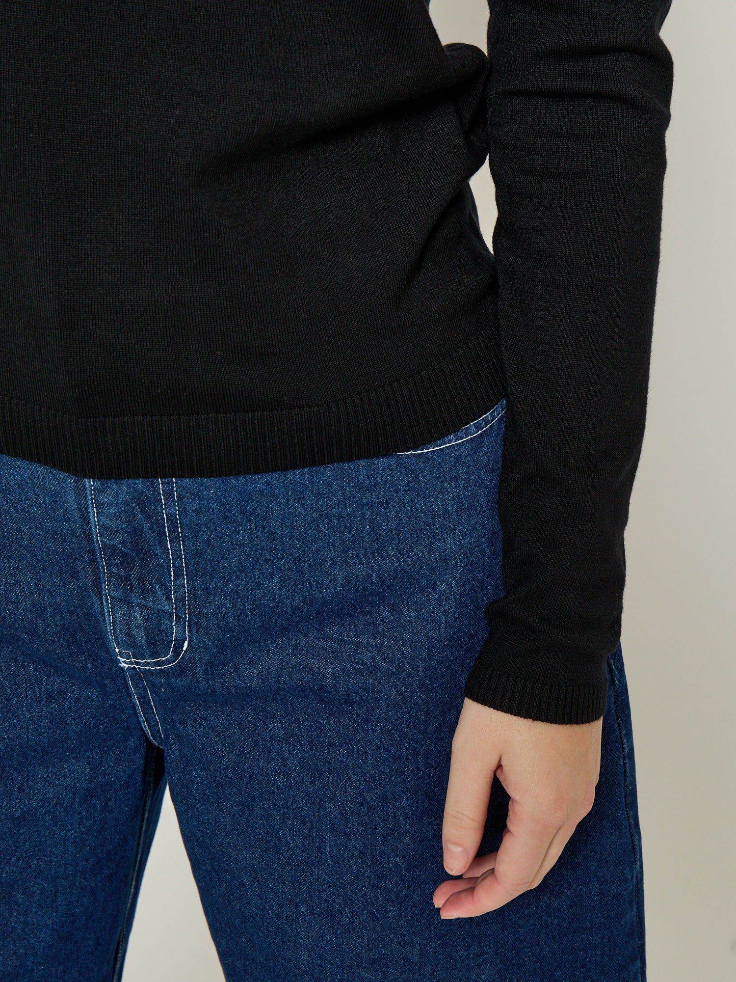 Minus MSLana Roll Neck Knit Pullover 100 Black