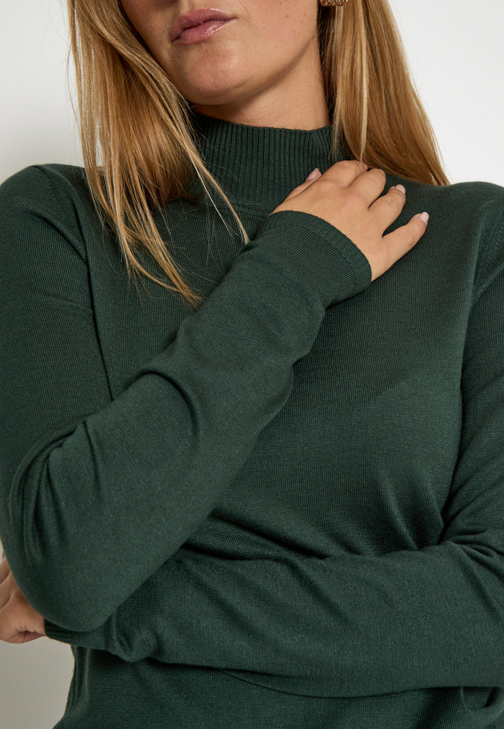 Minus MSLana Roll Neck Knit Pullover 4112 Jungle Green