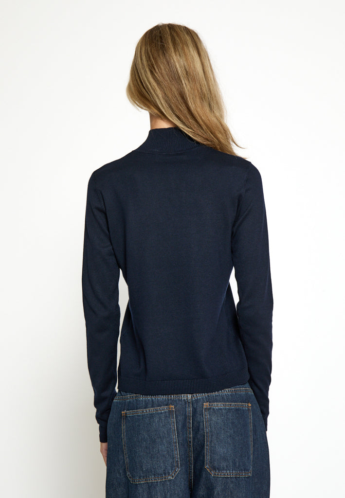 Minus MSLana Roll Neck Knit Pullover 5270 Black Iris