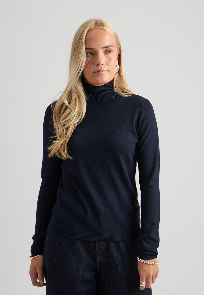 Minus MSLana Roll Neck Knit Pullover 5270 Black Iris