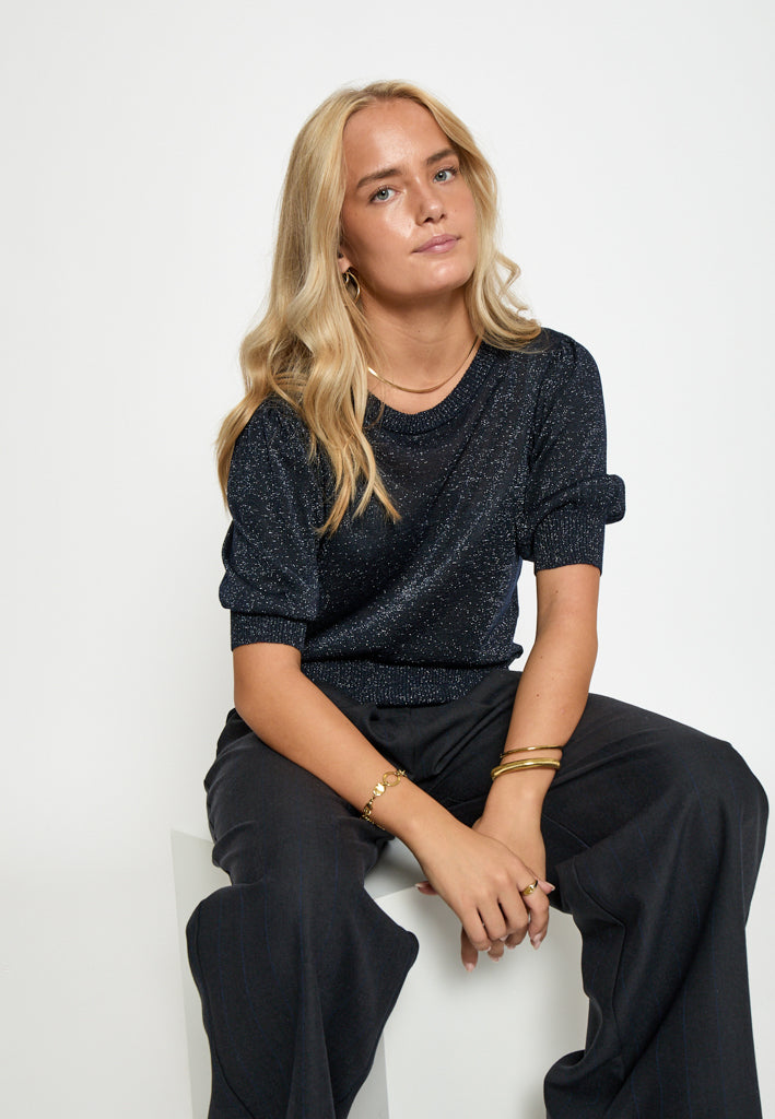 Minus MSLiva Metallic Pullover T-Shirt 5270MET Black iris Metal.
