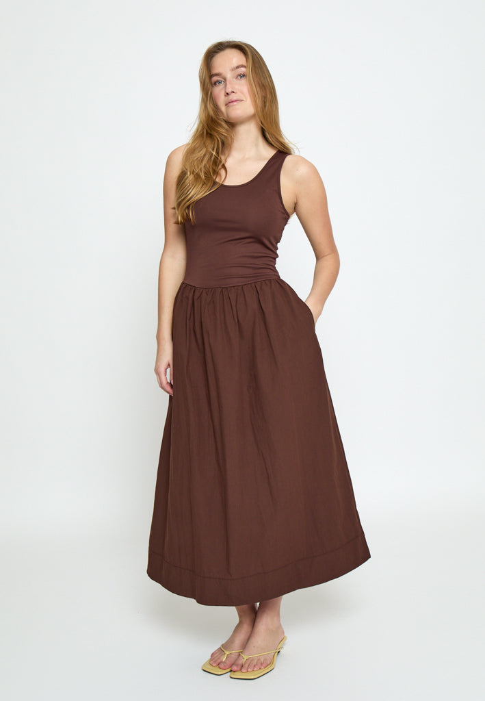 Minus MSMarie Midi Dress Dress 5065 Chestnut