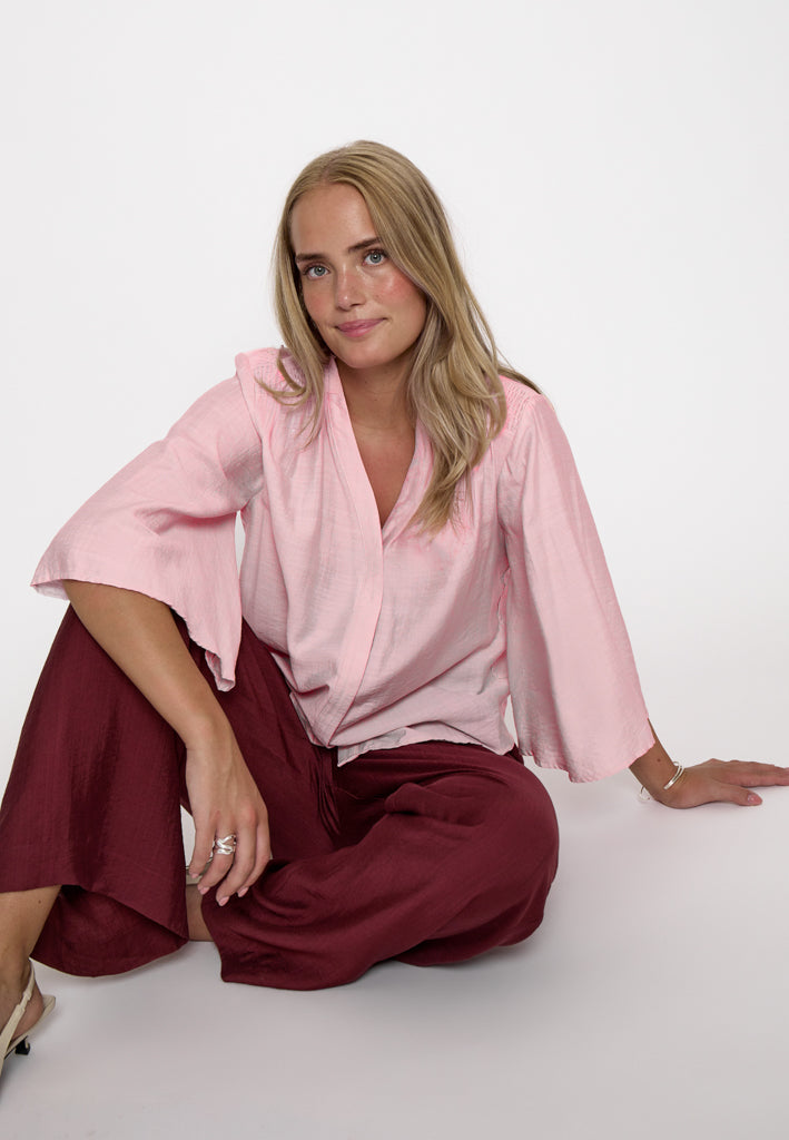 Minus MSSeria V-Neck Shirt Shirt 4036 CHERRY BLOSSOM