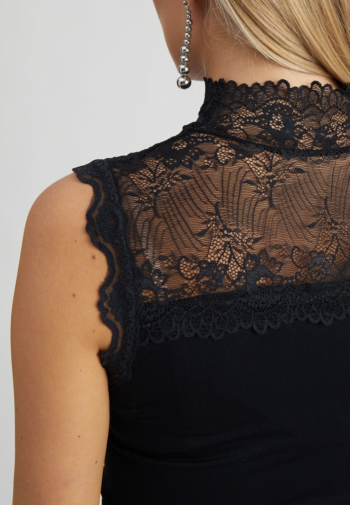Minus MSVanessa High Neck Top 100 Black