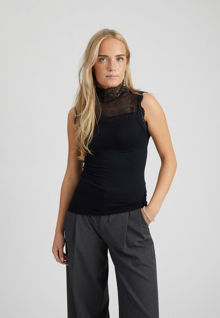 Minus MSVanessa High Neck Top 100 Black