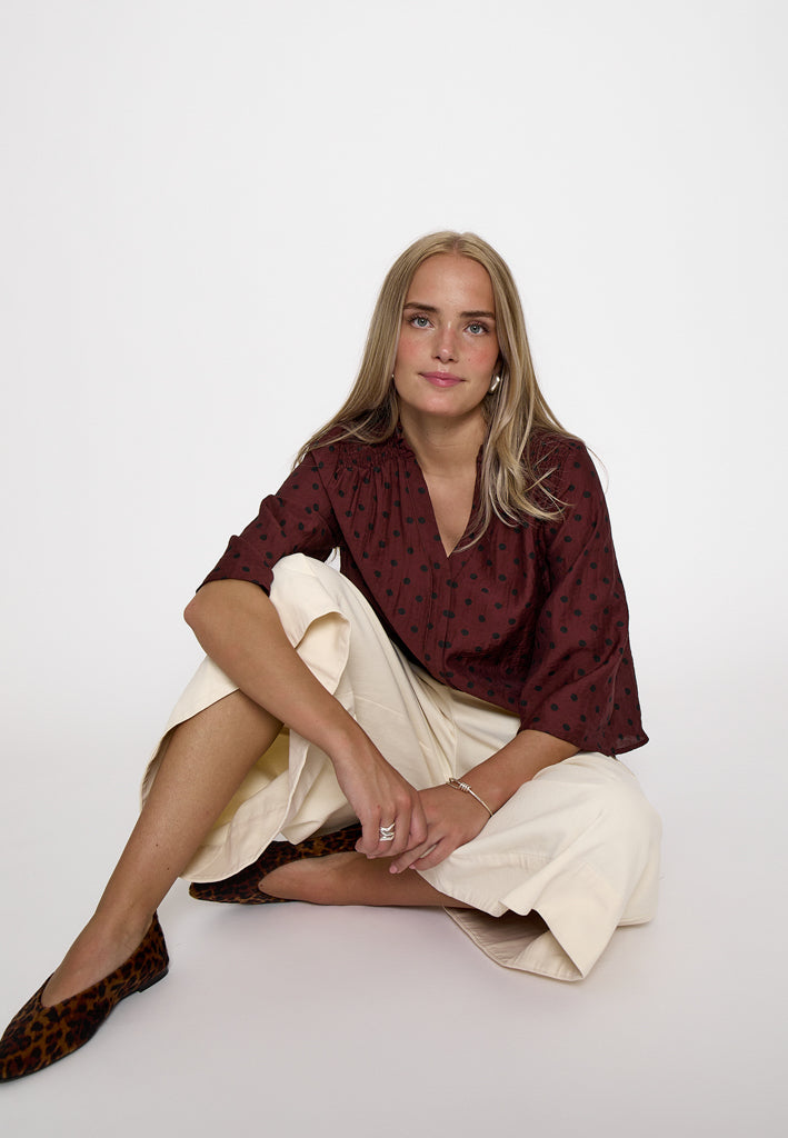 Minus MSViviana V- Neck Blouse Blouse 4009 Andorra Red