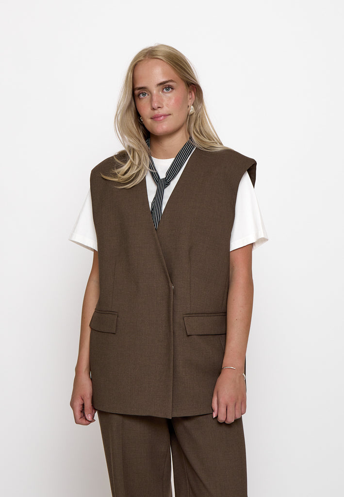 Minus MSWelma Vest Vest 3681 Tiramisu