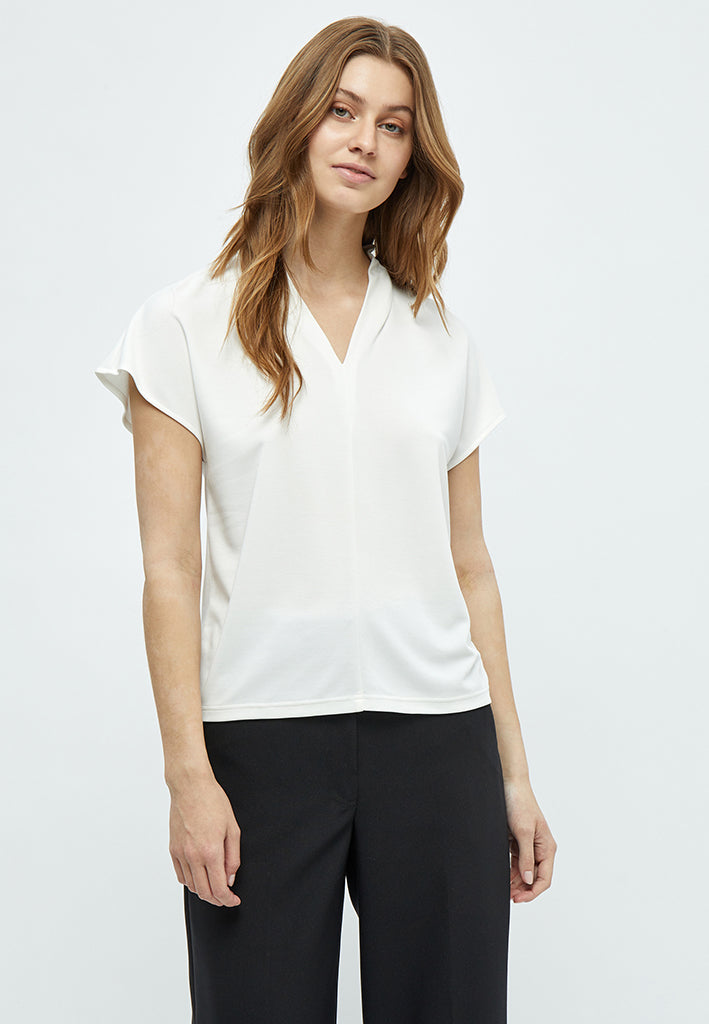 Peppercorn Octana V-Neck Cap Sleeve Top Top 0011 Gardenia