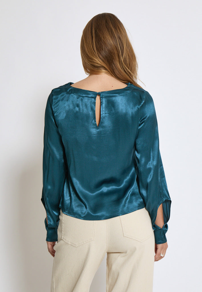 Peppercorn Olanna Long Sleeve Drape Blouse Blouse 1036 Legion Blue