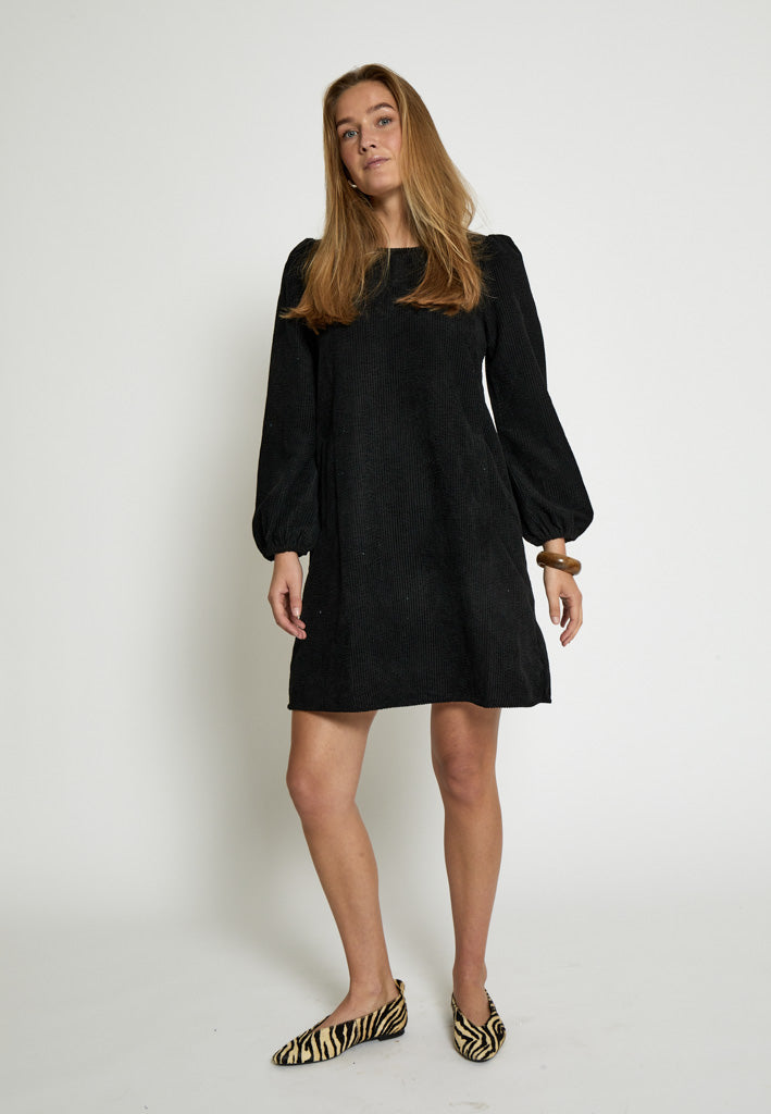 Peppercorn PCBetty Short Dress Dress 9000 Black