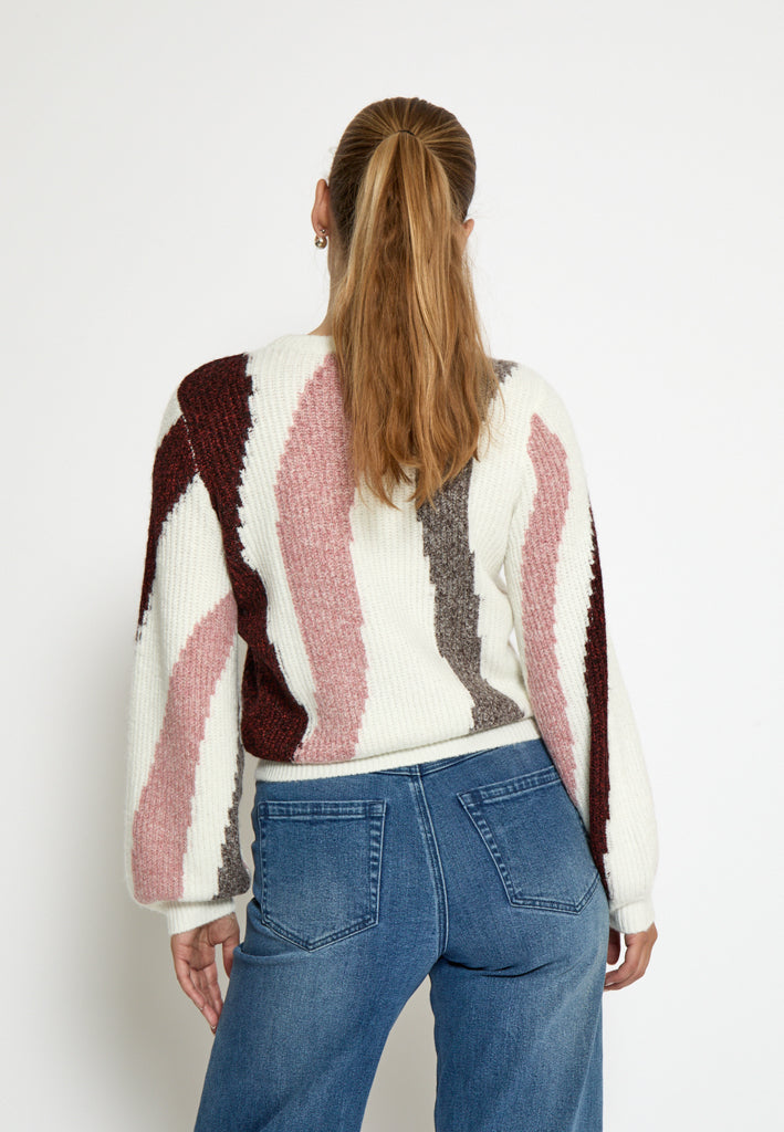 Peppercorn PCCaitlyn GRS Round Neck Knit Pullover Pullover 701J Mineral Red Jacquard