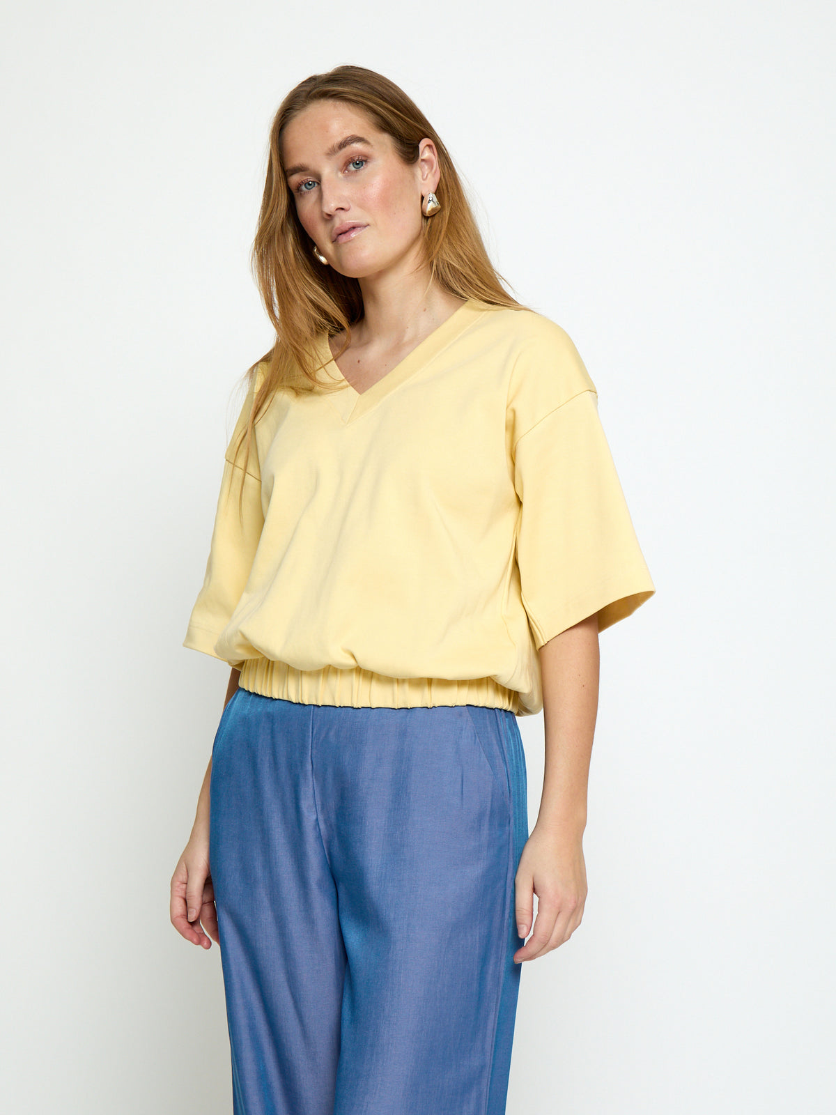 Peppercorn PCFiola GOTS V-neck Tshirt T-Shirt 267 Butter Yellow