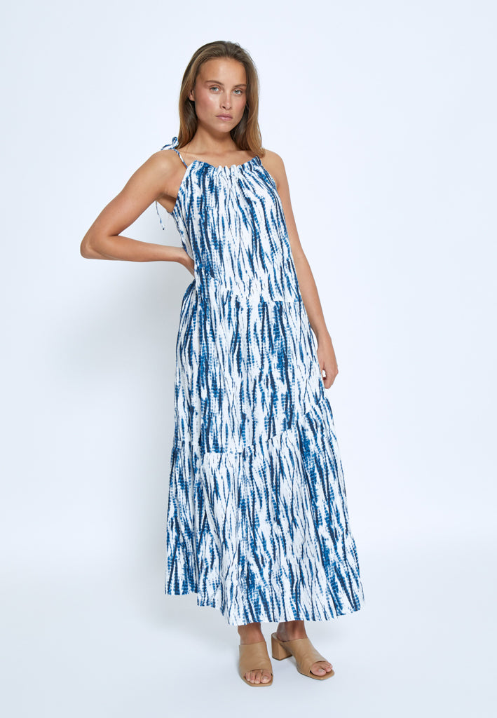 Peppercorn PCGigi Maxi Dress Dress 5007P Palace Blue Print