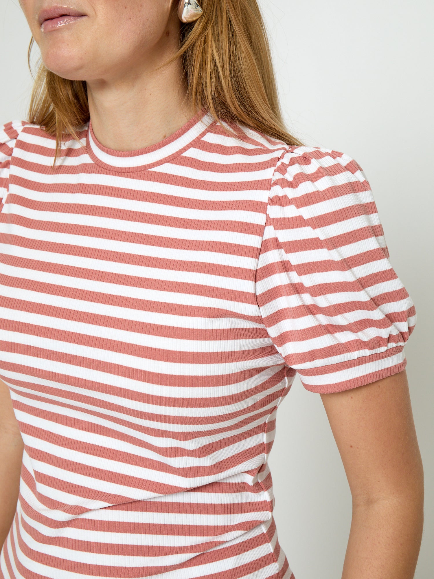 Peppercorn PCJohanna Striped GRS T-shirt T-Shirt 3000S Desert Sand Stri.