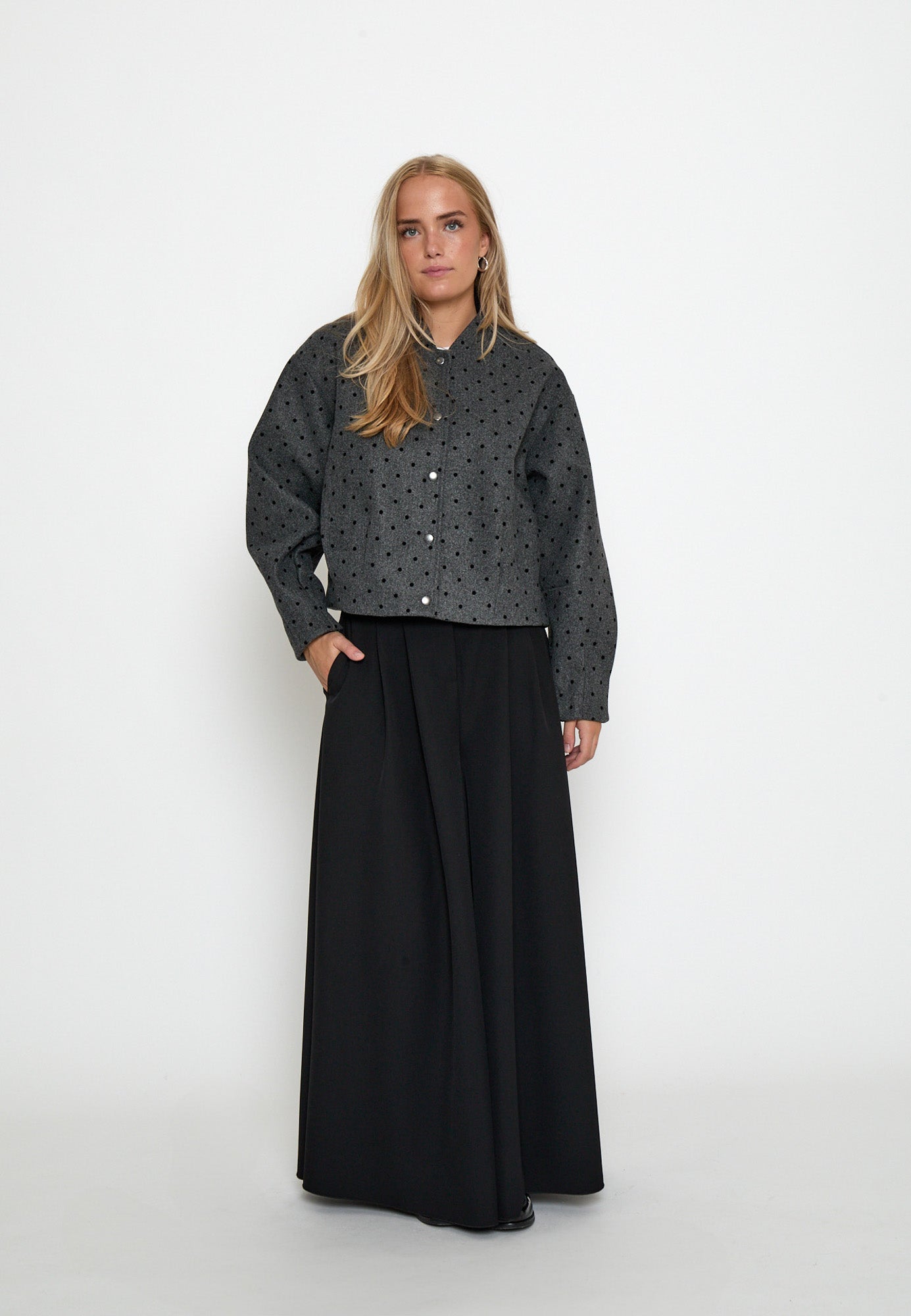 Peppercorn PCNathalie Dot Bomber Jacket Jacket 129P Dark Grey Print