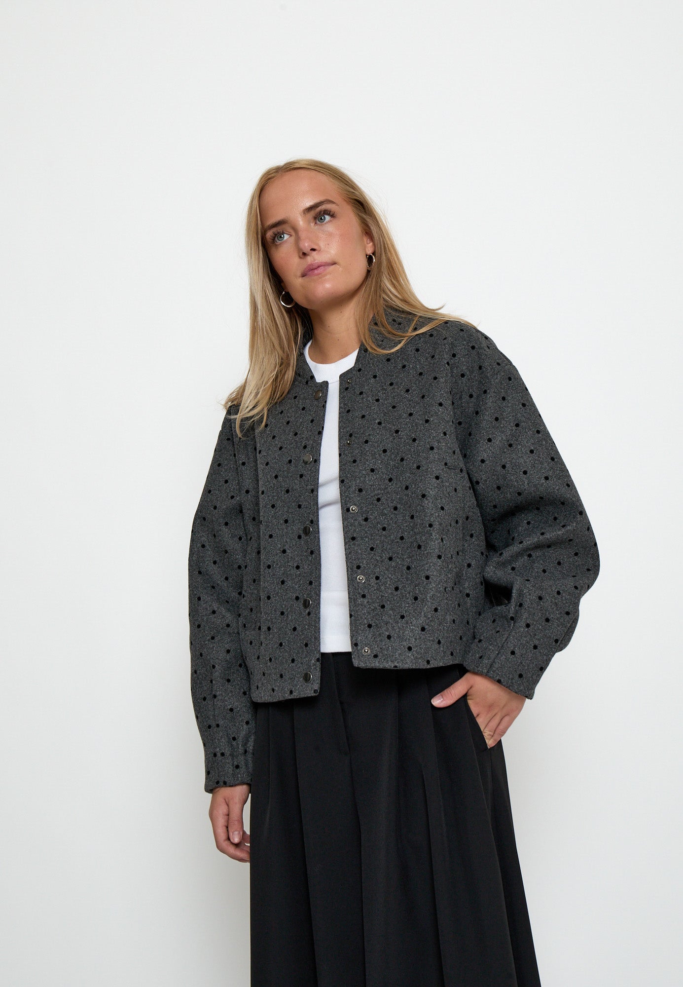 Peppercorn PCNathalie Dot Bomber Jacket Jacket 129P Dark Grey Print