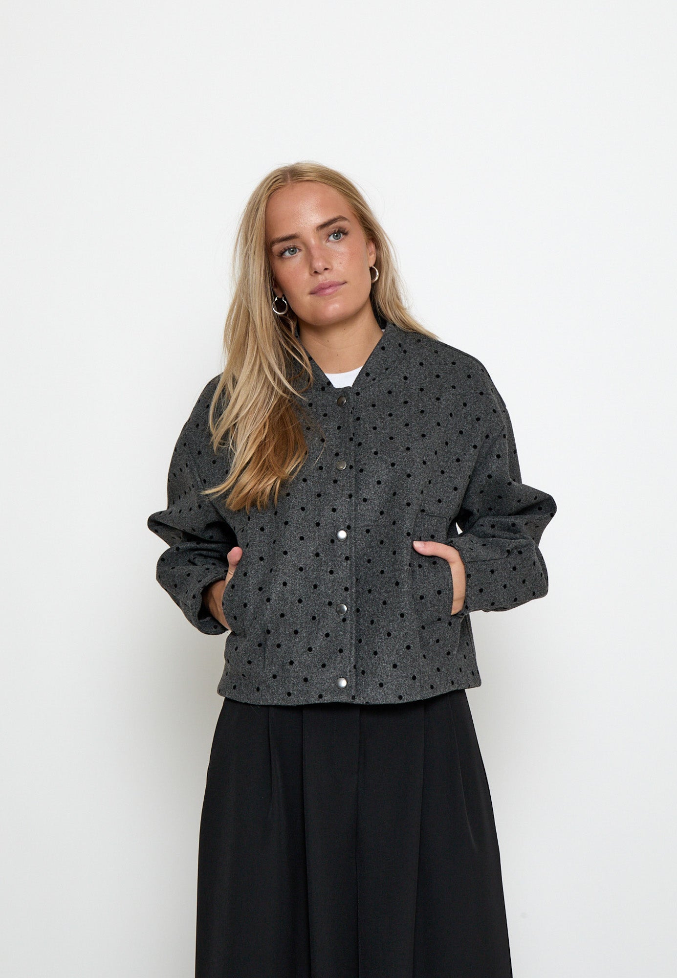 Peppercorn PCNathalie Dot Bomber Jacket Jacket 129P Dark Grey Print