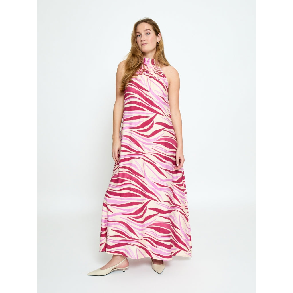 Peppercorn PCOpeya Halterneck Dress Dress 7031P Fuchsia Feodora Print