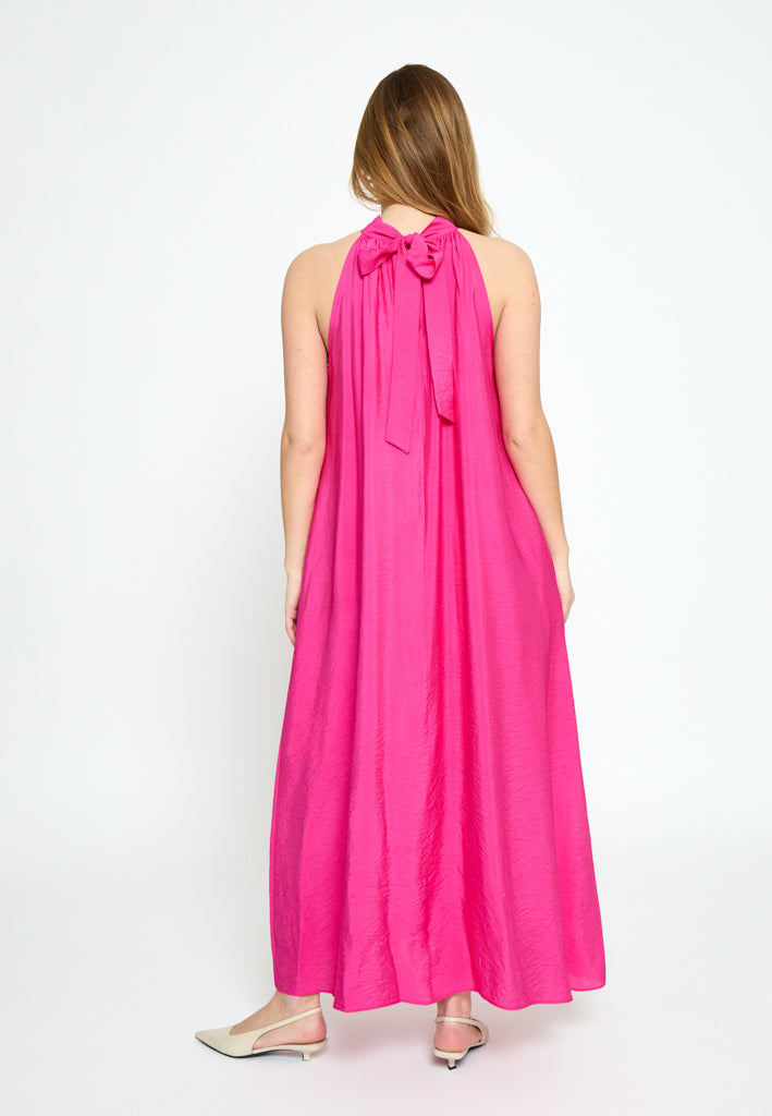 Peppercorn PCOpeya Solid Halterneck Dress Dress 7031 Fuchsia Fedora
