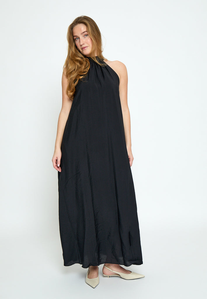 Peppercorn PCOpeya Solid Halterneck Dress Dress 9000 Black