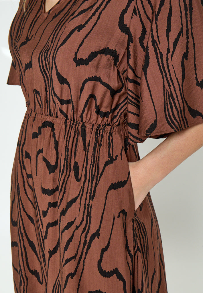 Peppercorn PCOzzy Dress Dress 4999P Mink Brown Print