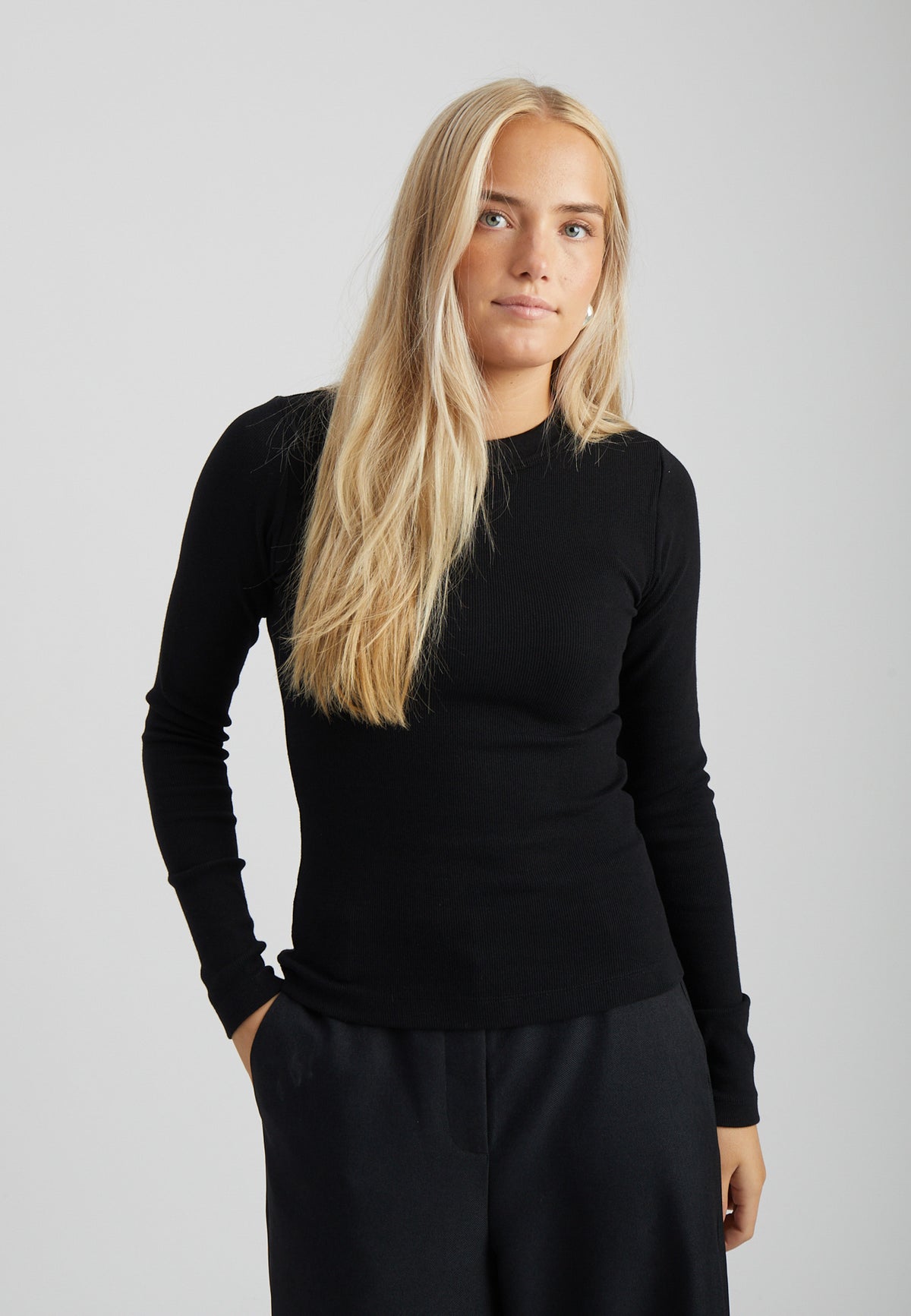 Peppercorn PCPhoebe GOTS Long Sleeve Top Top 9000 Black