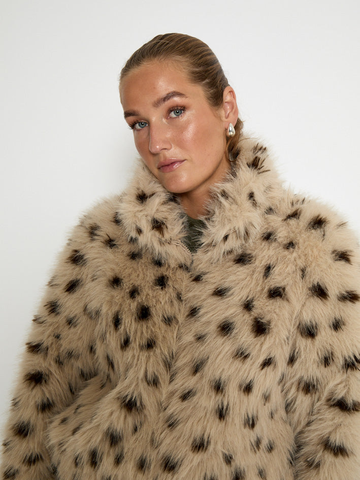 Peppercorn PCRandia Faux Fur jacket Jacket 326 Incense Beige