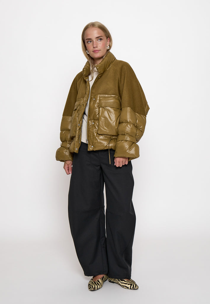Peppercorn PCSally Jacket Jacket 3329 Butternut Green