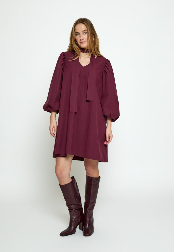 Peppercorn PCTyrell Dress Dress 4901 Berry
