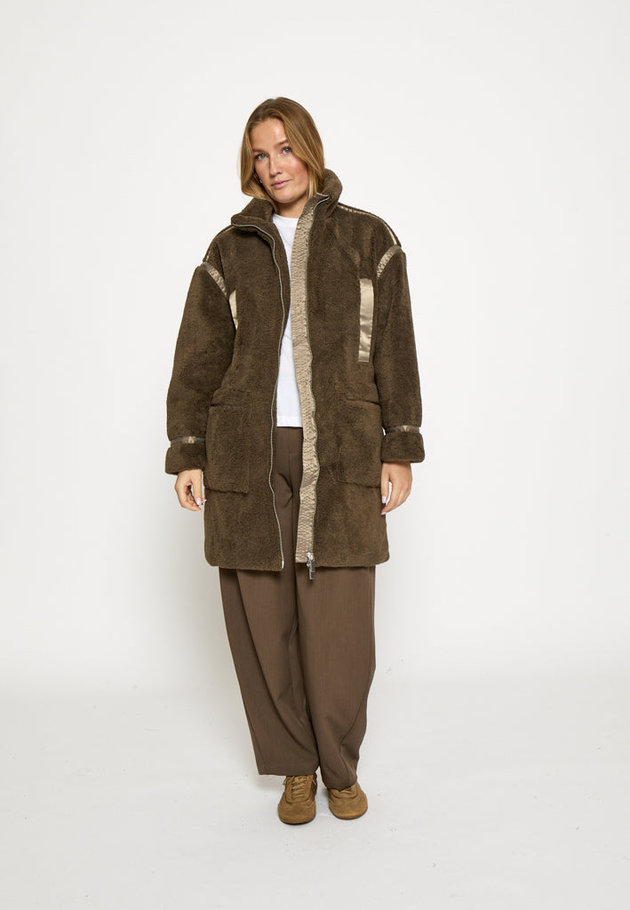 Peppercorn PCZoey Coat Coat 5020 CROCODILE GREEN