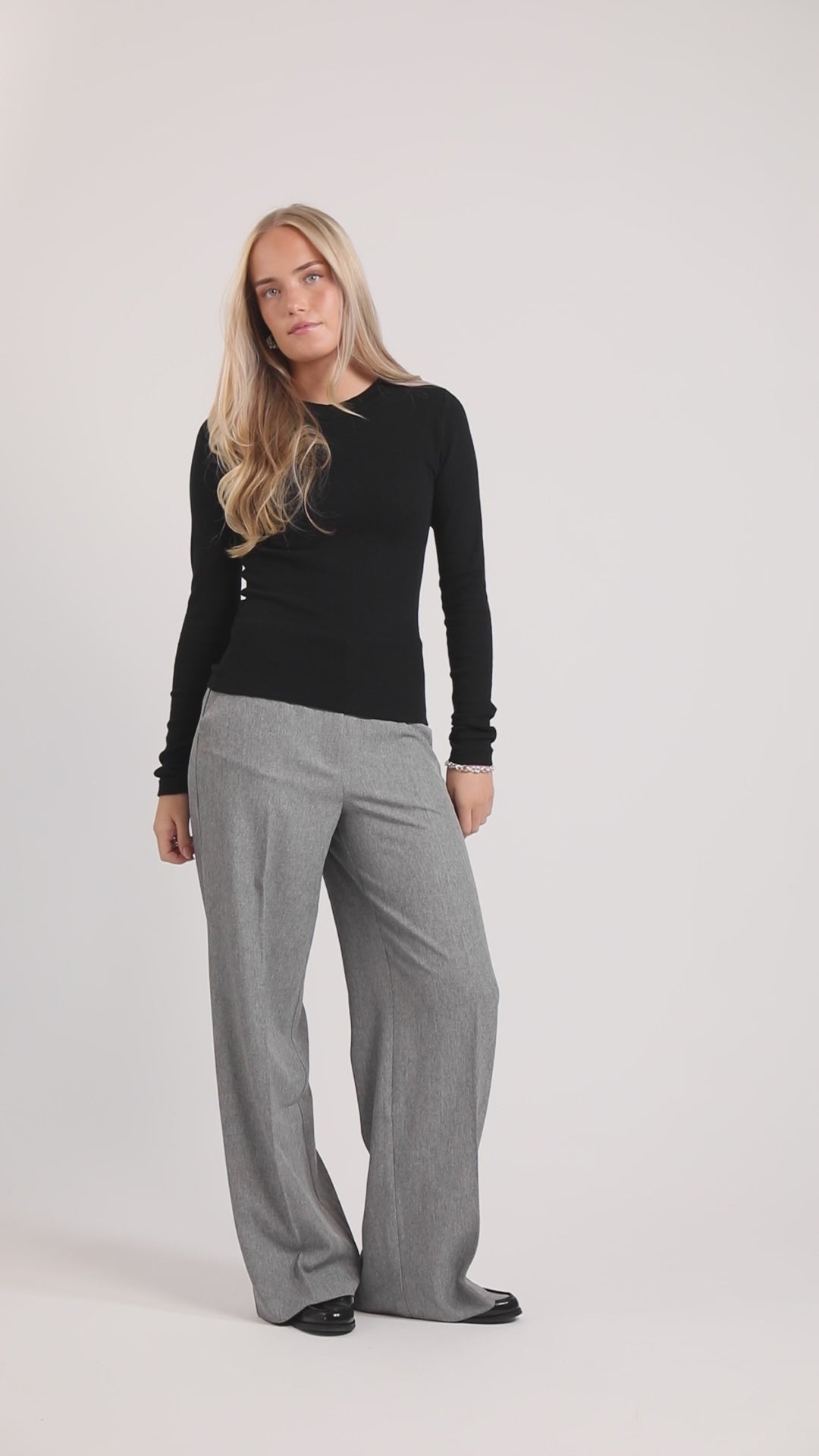 Peppercorn Phoebe GOTS Long Sleeve Top - Sort