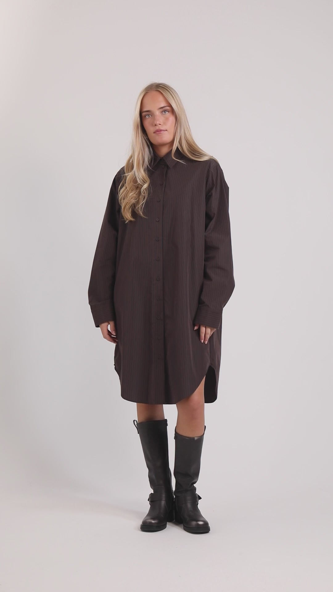 Minus Lucie kort kjole - Bracken Brown Stripe